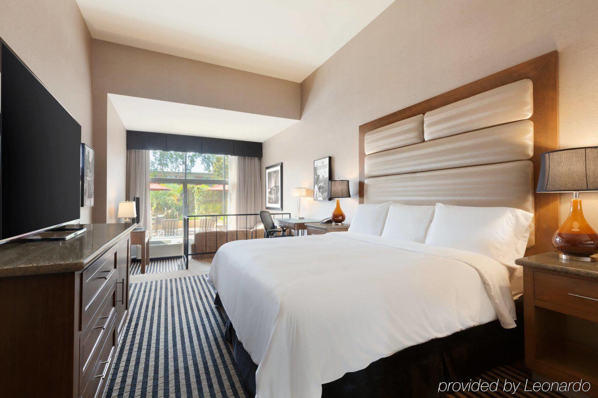 Usc Hotel Los Angeles Exterior photo